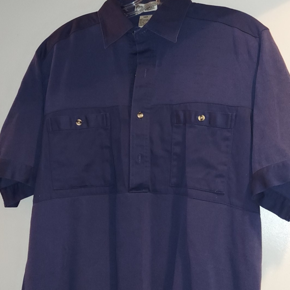 Norm Thompson 4 button casual shirt.